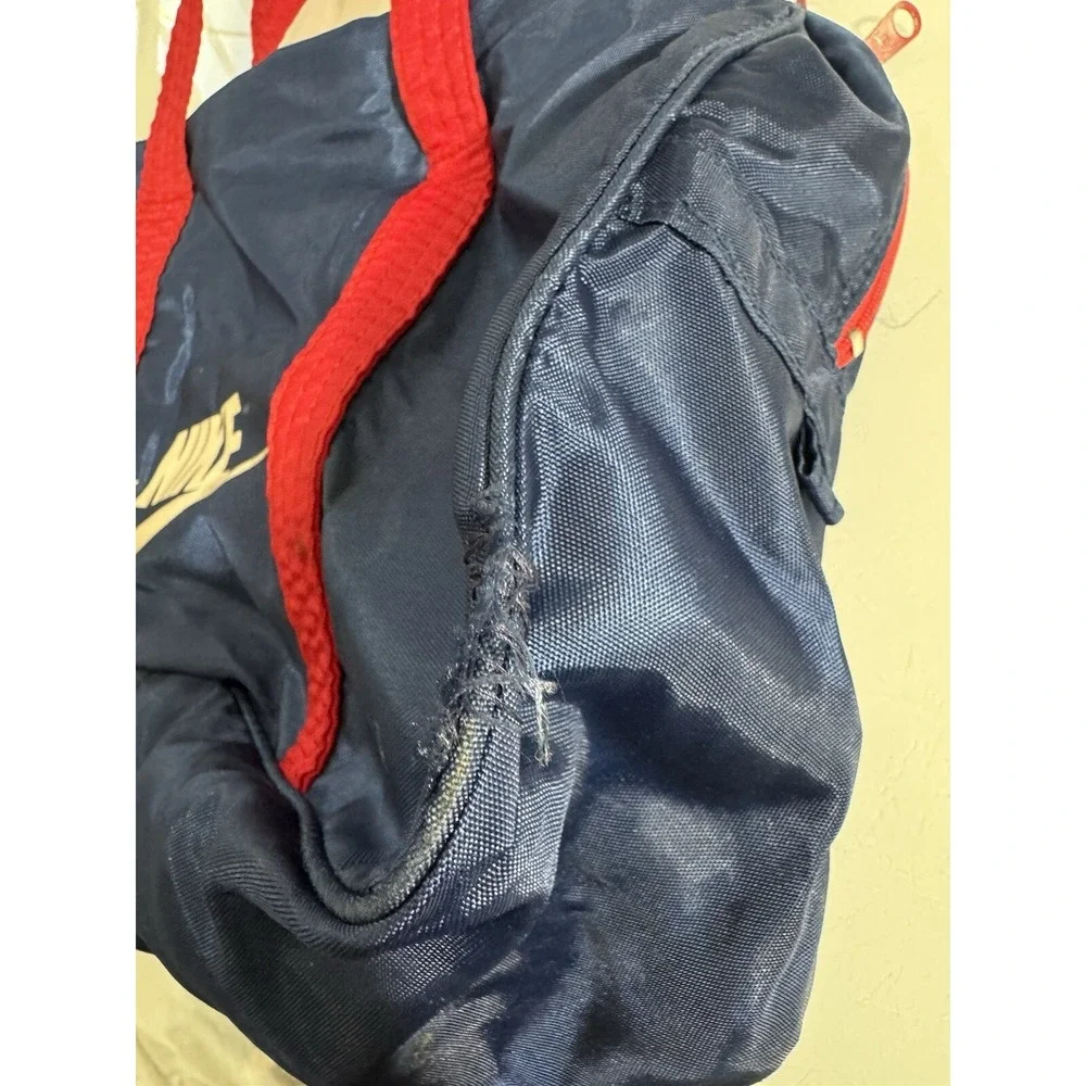 Vintage 1970s NIKE Blue Red Duffle Gym Bag Taiwan Made YKK Zippers - RARE BAG